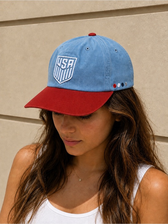 FANINK Other - FANINK USA Soccer Snapback Hat Blue Red Vintage 1913 New With Tags